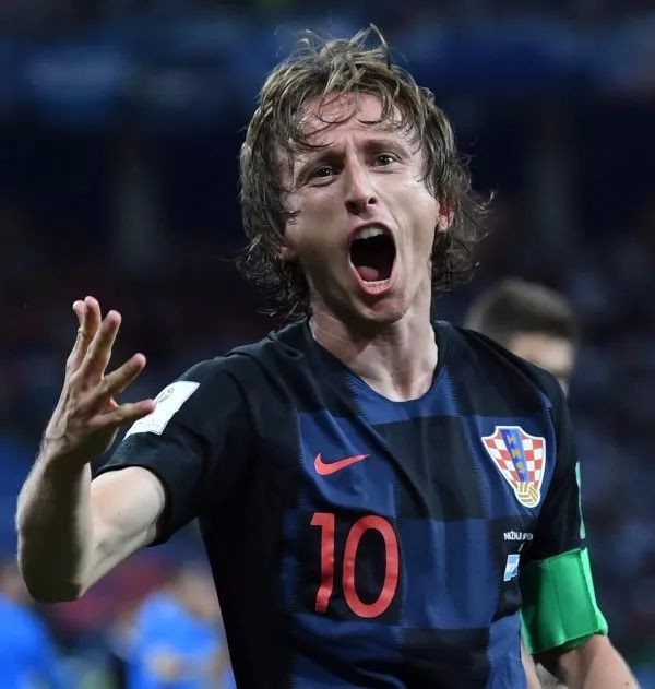 美记：湖人正寻求得到一个3D球员，比如埃利斯或赫伯特·琼斯